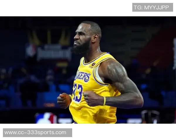 卡斯尔生涯最佳表现30分10板6助获詹姆斯亲笔签名球衣荣耀时刻