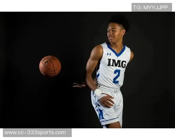 豪泽赞安芬尼西蒙斯状态火热期待他在场上大展身手