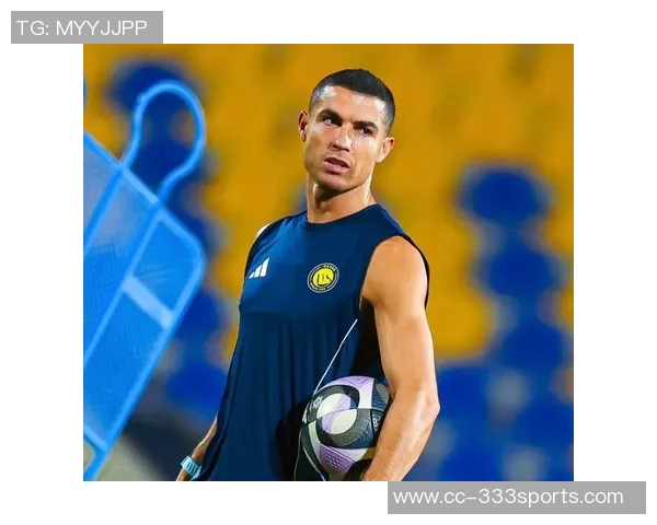 C罗前队友透露他追求千球成就与迷你罗同场竞技的梦想